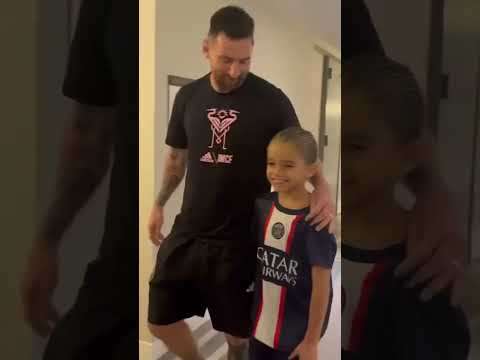 Wesley Sneijder' son gets to meet the G.O.A.T | Esports Broadcast Picture