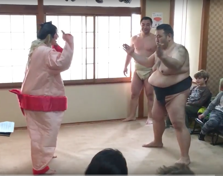 I Challenged A Sumo Wrestler | Esports Broadcast Picture